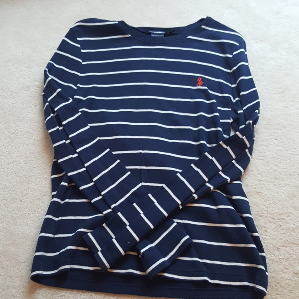 Light weight polo sweater