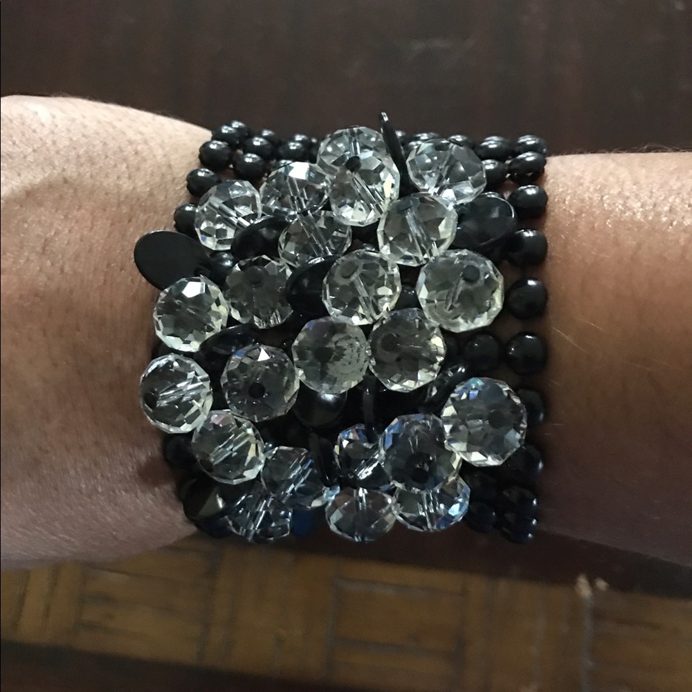 Black metal and clear beads cuff bracelet NWOT