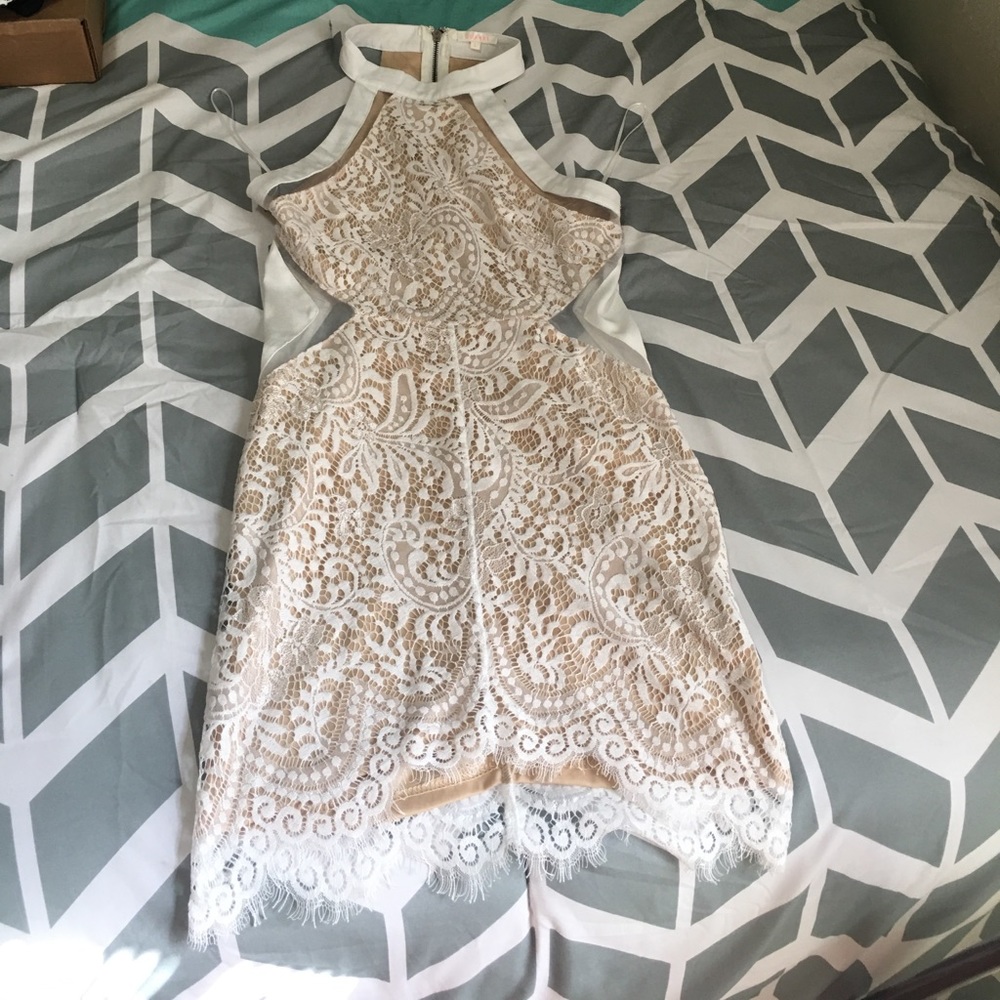 Lace White Dress perfect for any bridal event