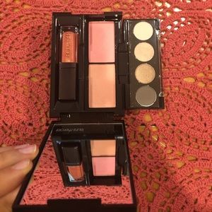Laura Mercier Going Glam Palette