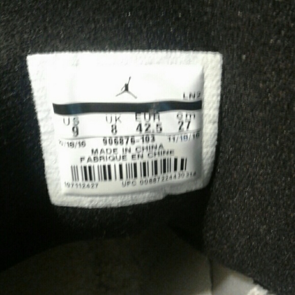 Jordans - Picture 5 of 5