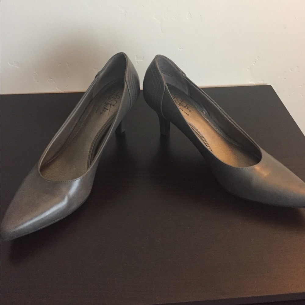 Life Stride Flex heels.