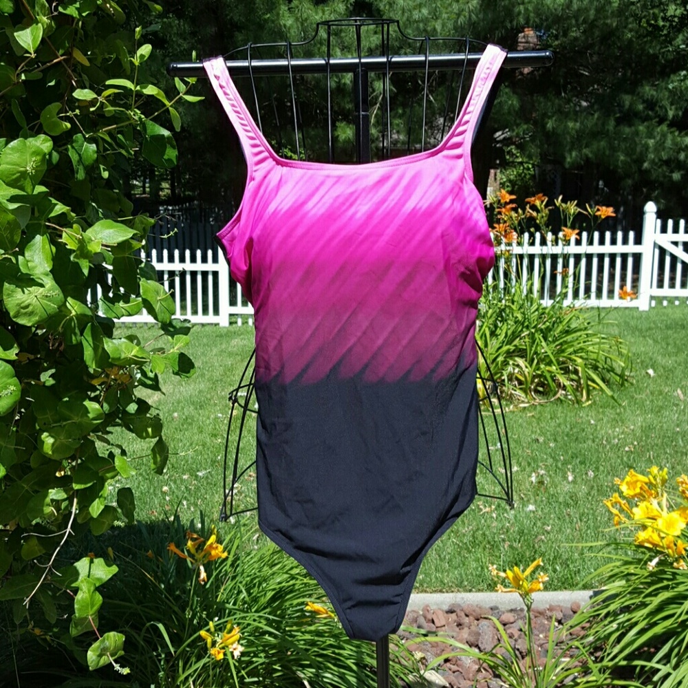 Nike sport swimsuit