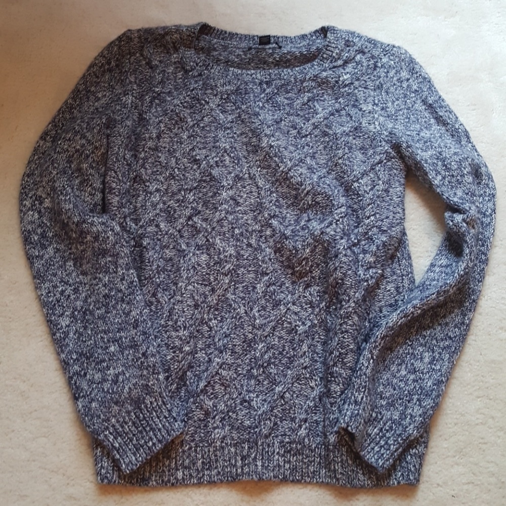 Tommy Hilfiger sweater