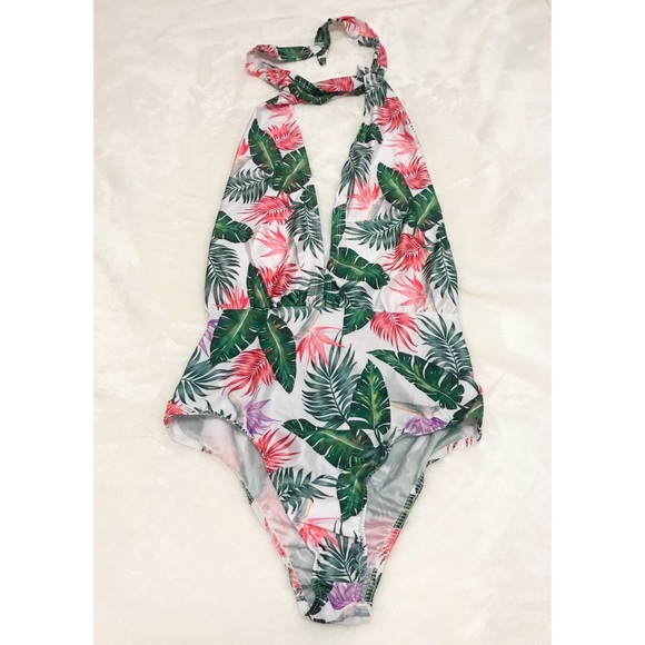 2 Left‼️ HP 6X 💖 Leaf Print Swimsuit - Picture 4 of 6