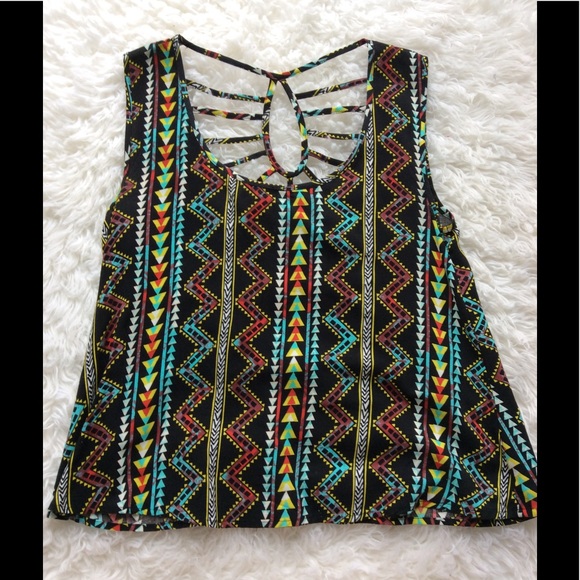 Aztec pattern tank - Picture 2 of 3