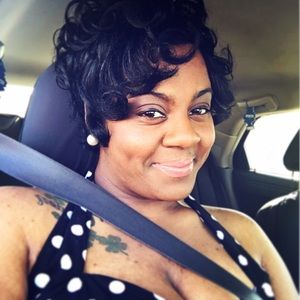 Meet your Posher, Keonia