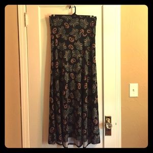 Medium Lula roe maxi skirt.