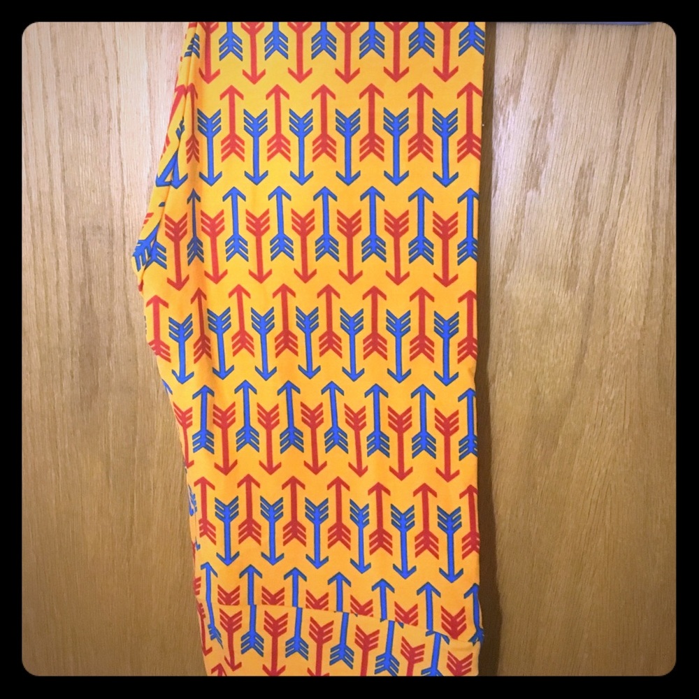 New Never Worn TC LuLaRoe Leggings