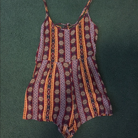 Patterned romper - Picture 1 of 2