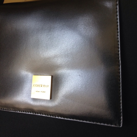 Leather new Andrew Marc leather trim bag - Picture 7 of 7