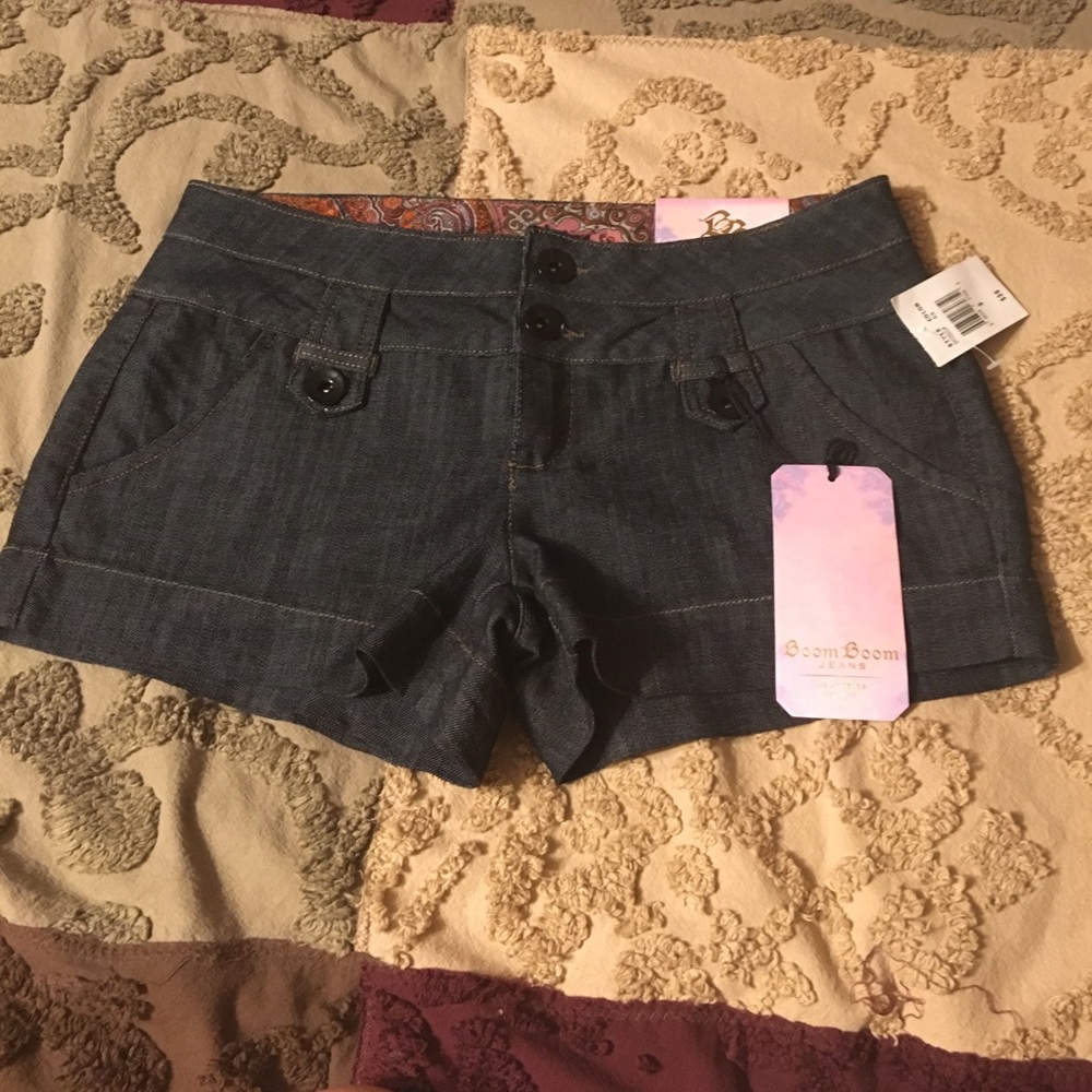 Boom boom jean shorts