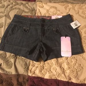 Boom boom jean shorts