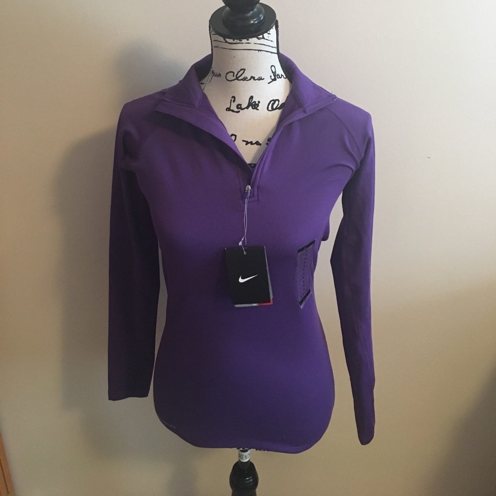 Nike therma-fit jacket size small