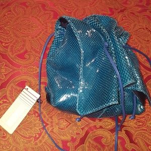 NEVER USED! EVENING SKIN BAG
