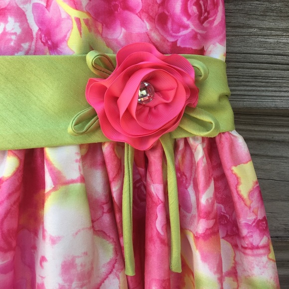 Pretty pink floral dress - Picture 2 of 6