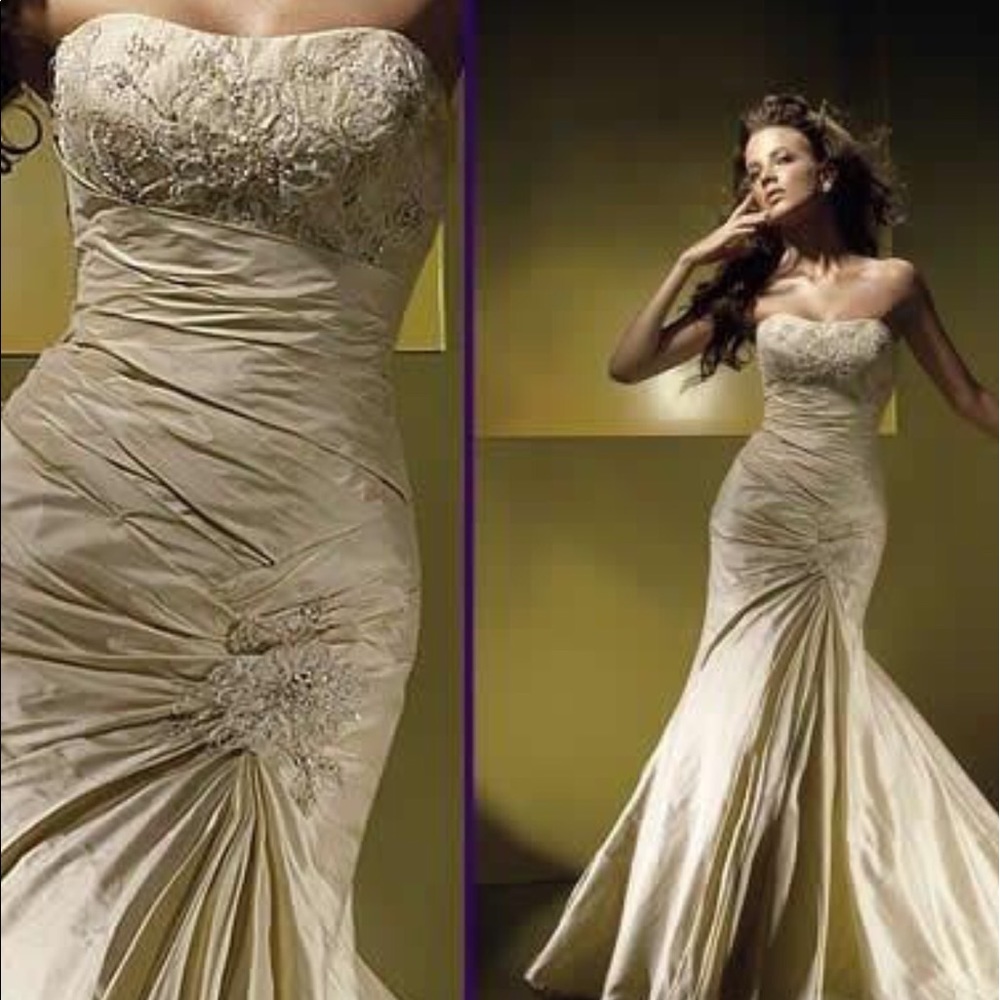 Anjolique wedding gown