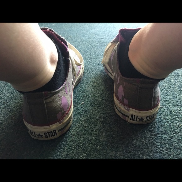 Grey and Purple Converse - Picture 2 of 4