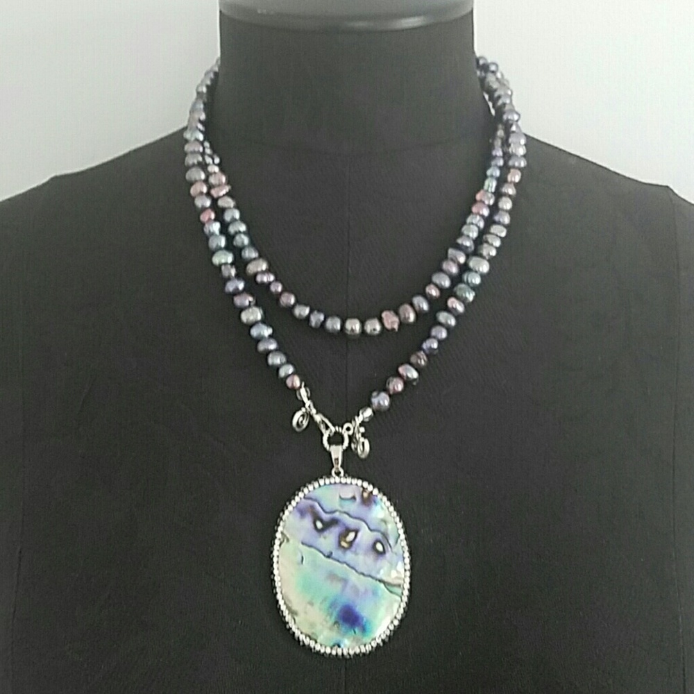 DEVOTIONALUXE PEARL ABALONE ONE LOVE NECKLACE NEW!