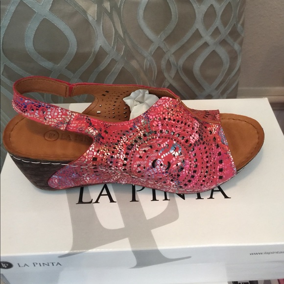 La Pinta Multi Color Sandals - Picture 2 of 4