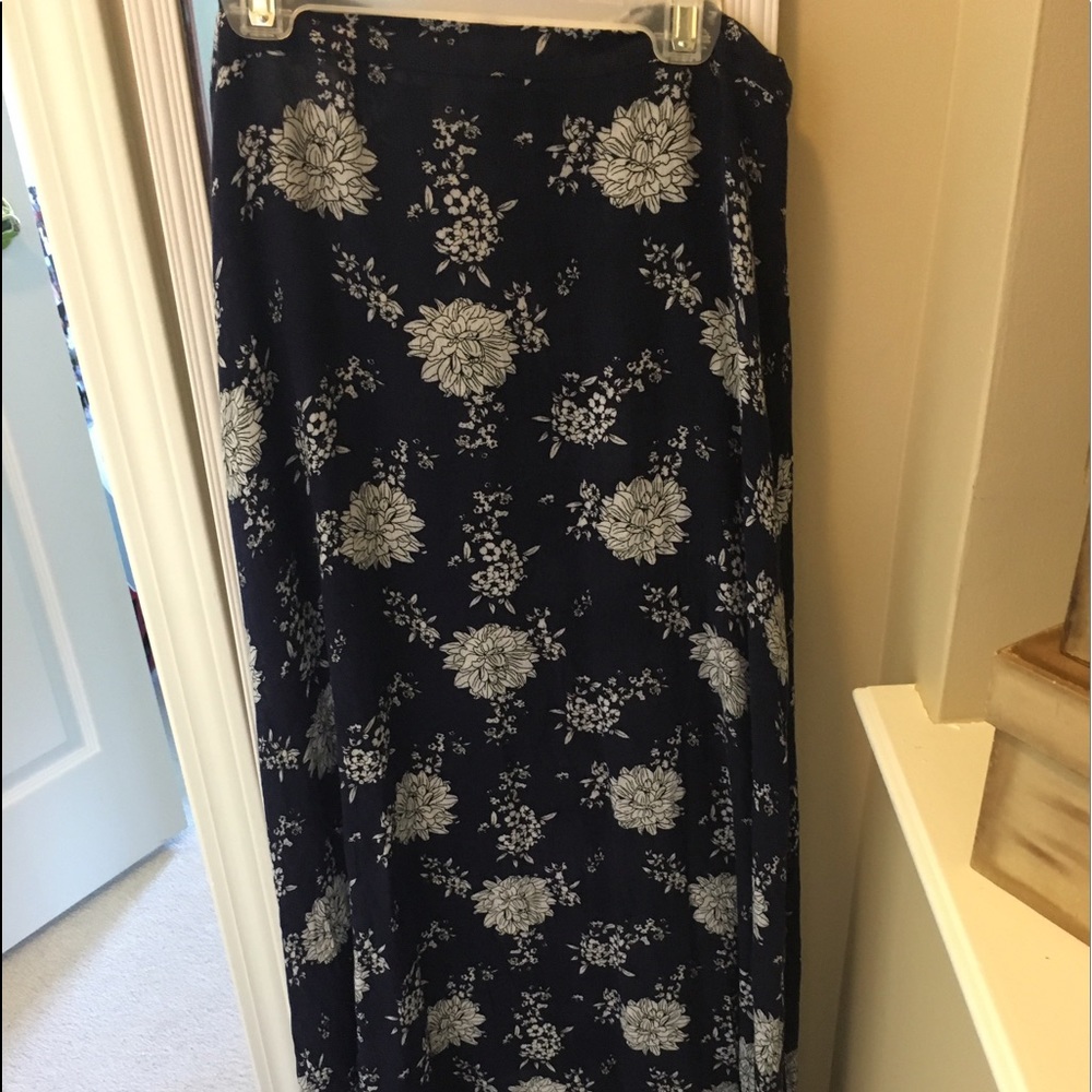 Long wrap around navy blue and white skirt