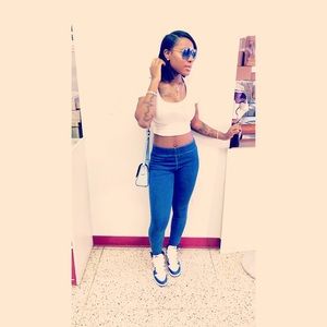 Meet your Posher, Diamond