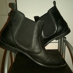 *IMMACULATE CONDITION* Black Mens Boots