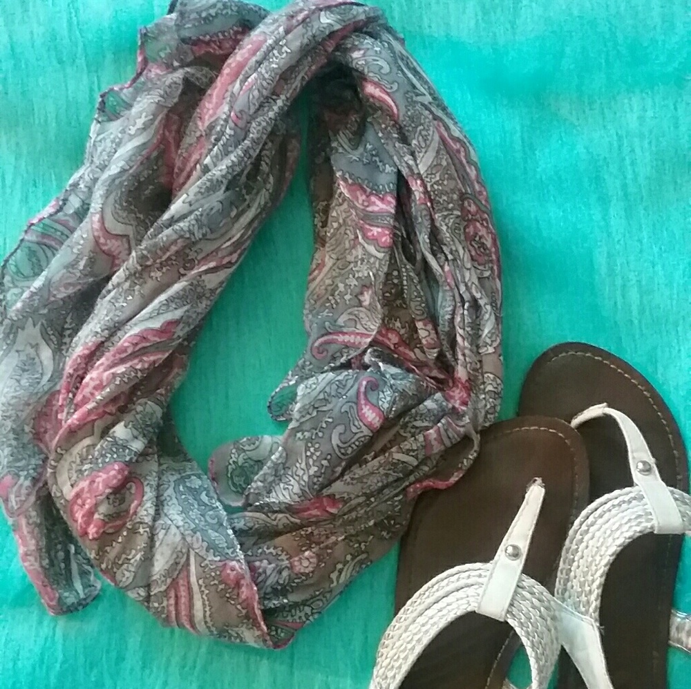 Pink marble scarf
