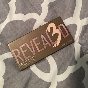 Coastal Scents palet