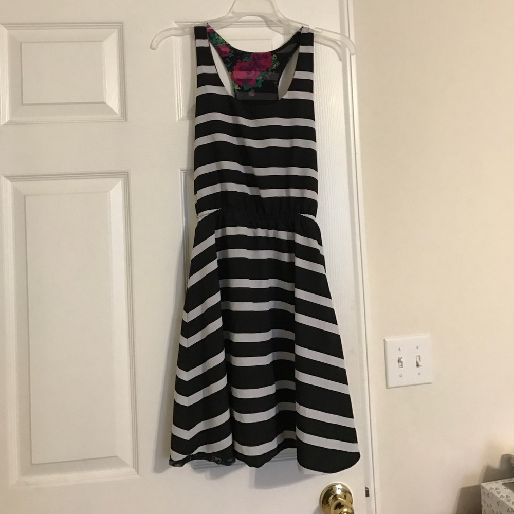 NWOT Double-sided dress