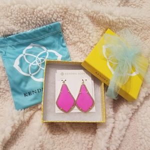 Kendra Scott Alexandra Earrings NWOT