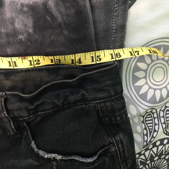 Free People Black Shorts - Picture 4 of 4