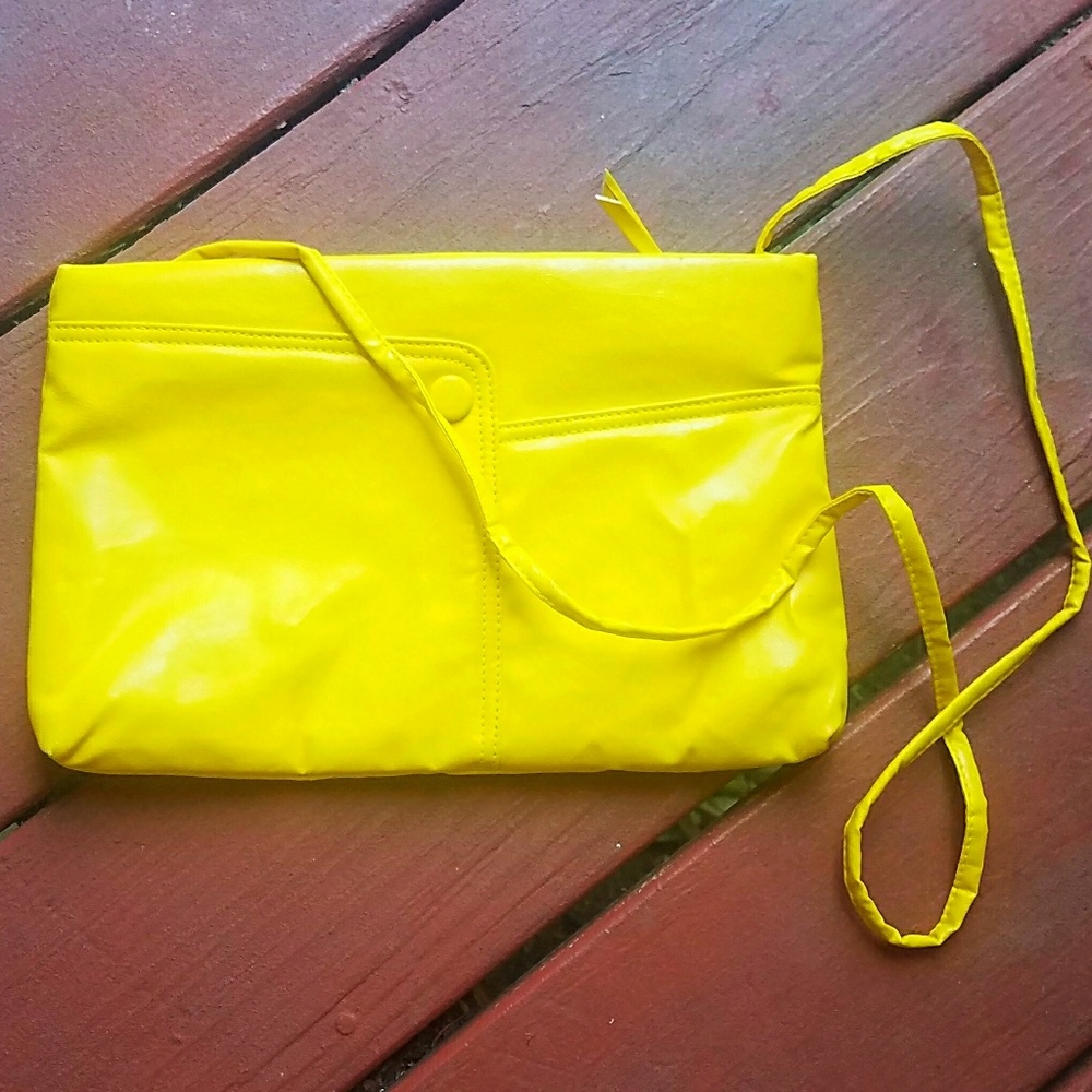 NWOT Vintage Mustard yellow summer purse/ clutch