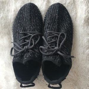 Yeezy boost 7.5 black (women's)