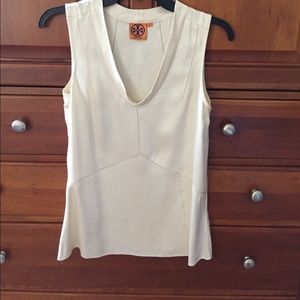 Tory Burch 100% silk scoop neck top