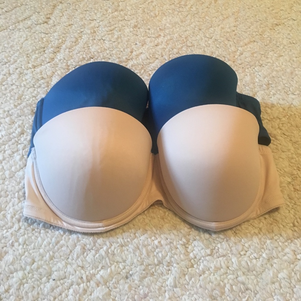Two VS PINK strapless bras