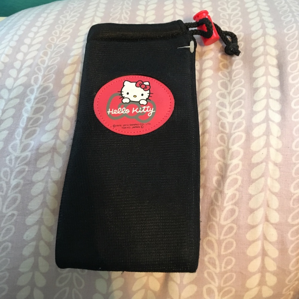 Hello kitty santio glasses case
