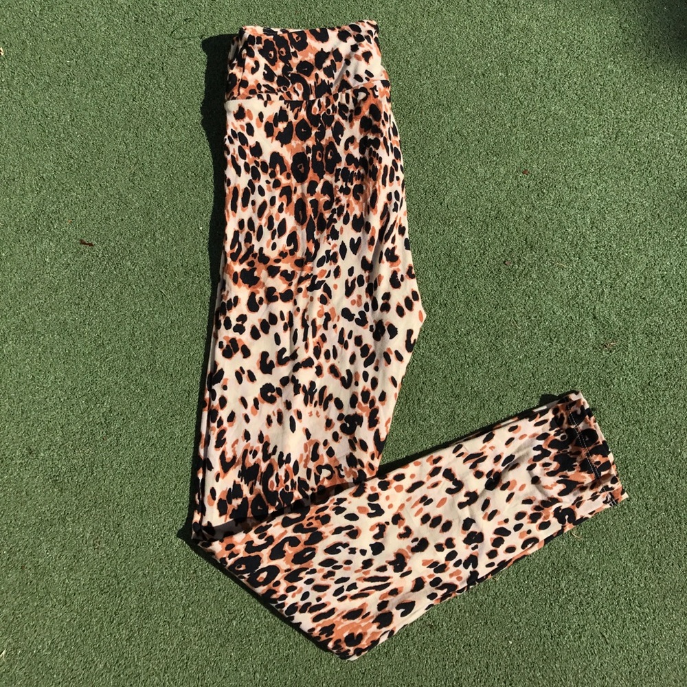 LuLaRoe OS Leggings Cheetah Leopard Tiger Print