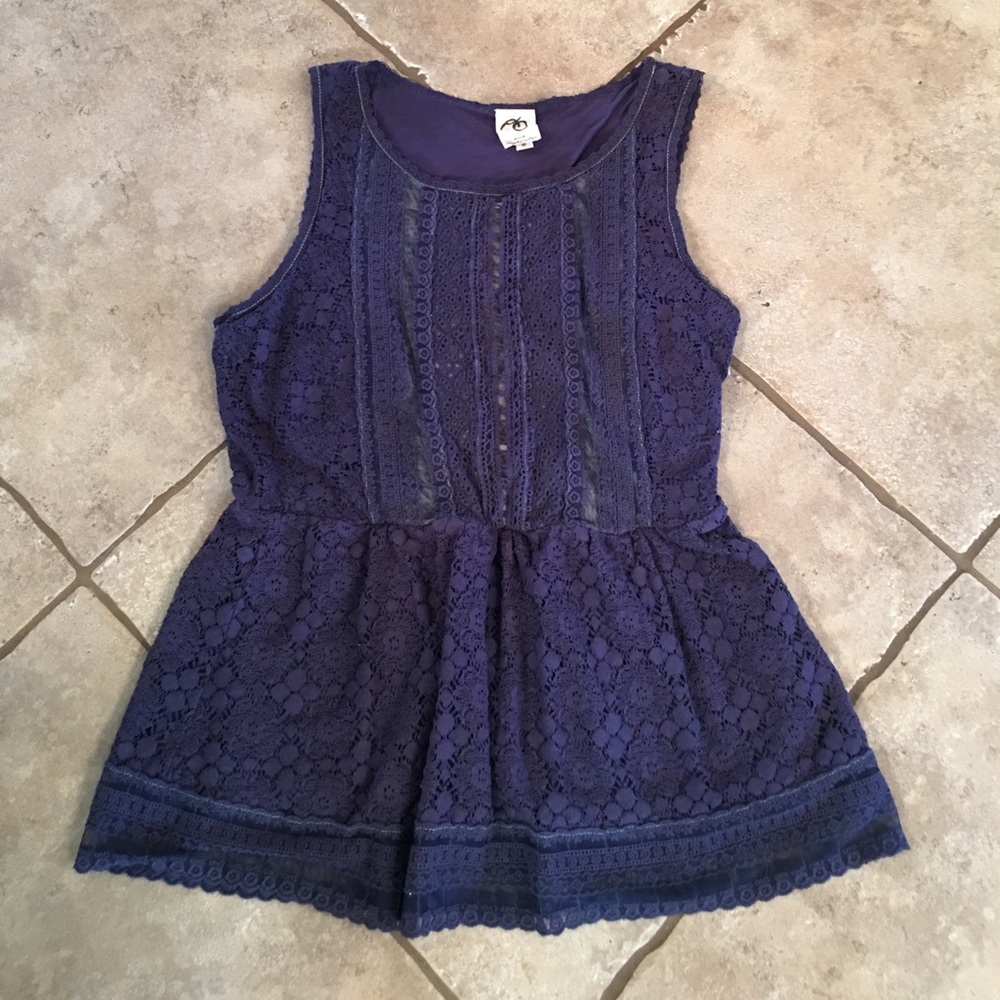 Anthropologie top🦄