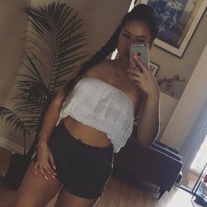 Meet your Posher, Eva