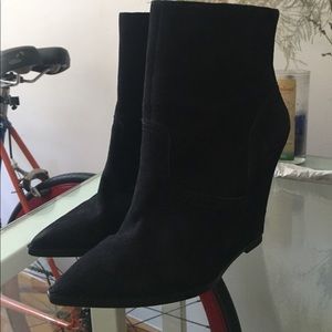 Ash Jasmin Midnight Suede Wedge Ankle Boots in 8