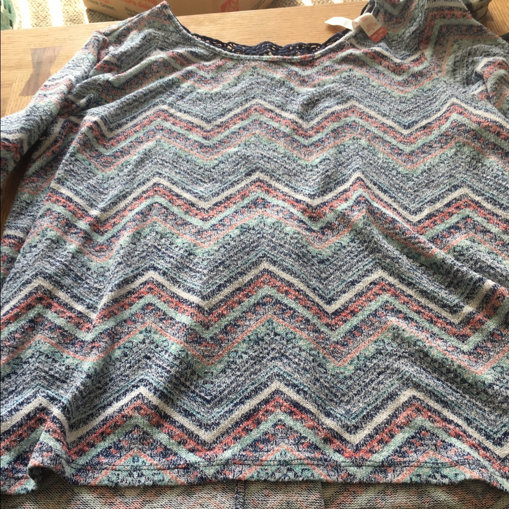 Long Sleeve XXL shirt, with knit back!