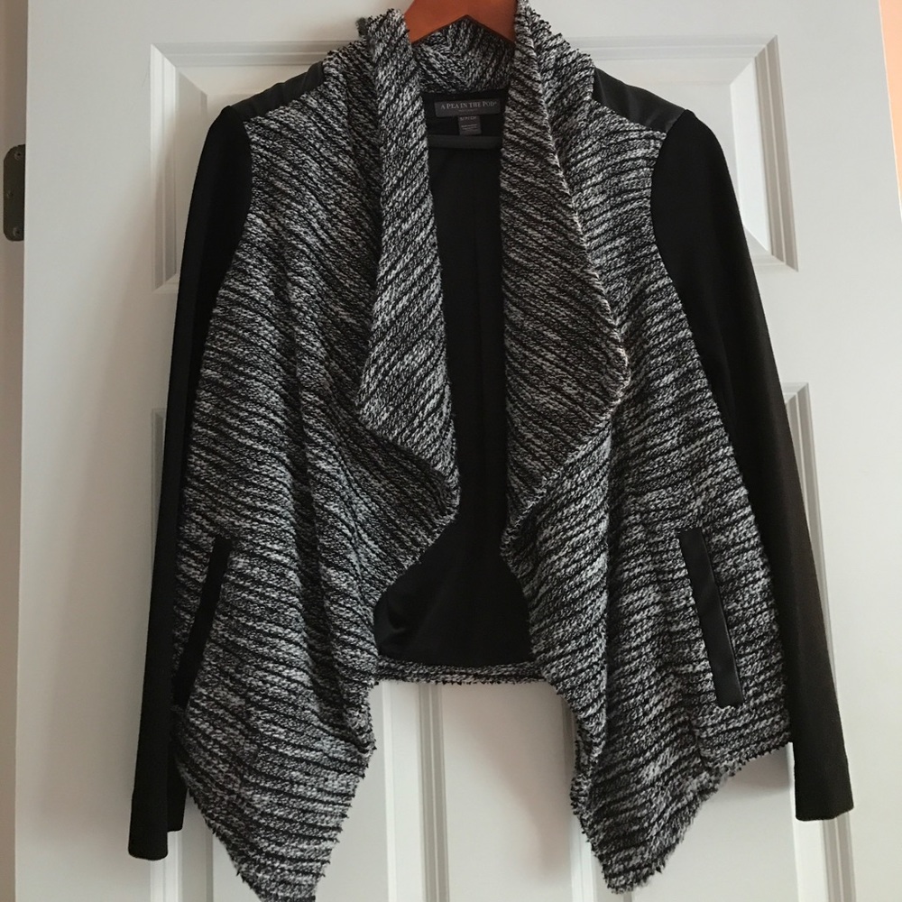 A Pea In The Pod Jacket S Super Cute!