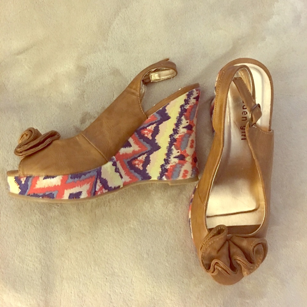 Madden Girl wedges