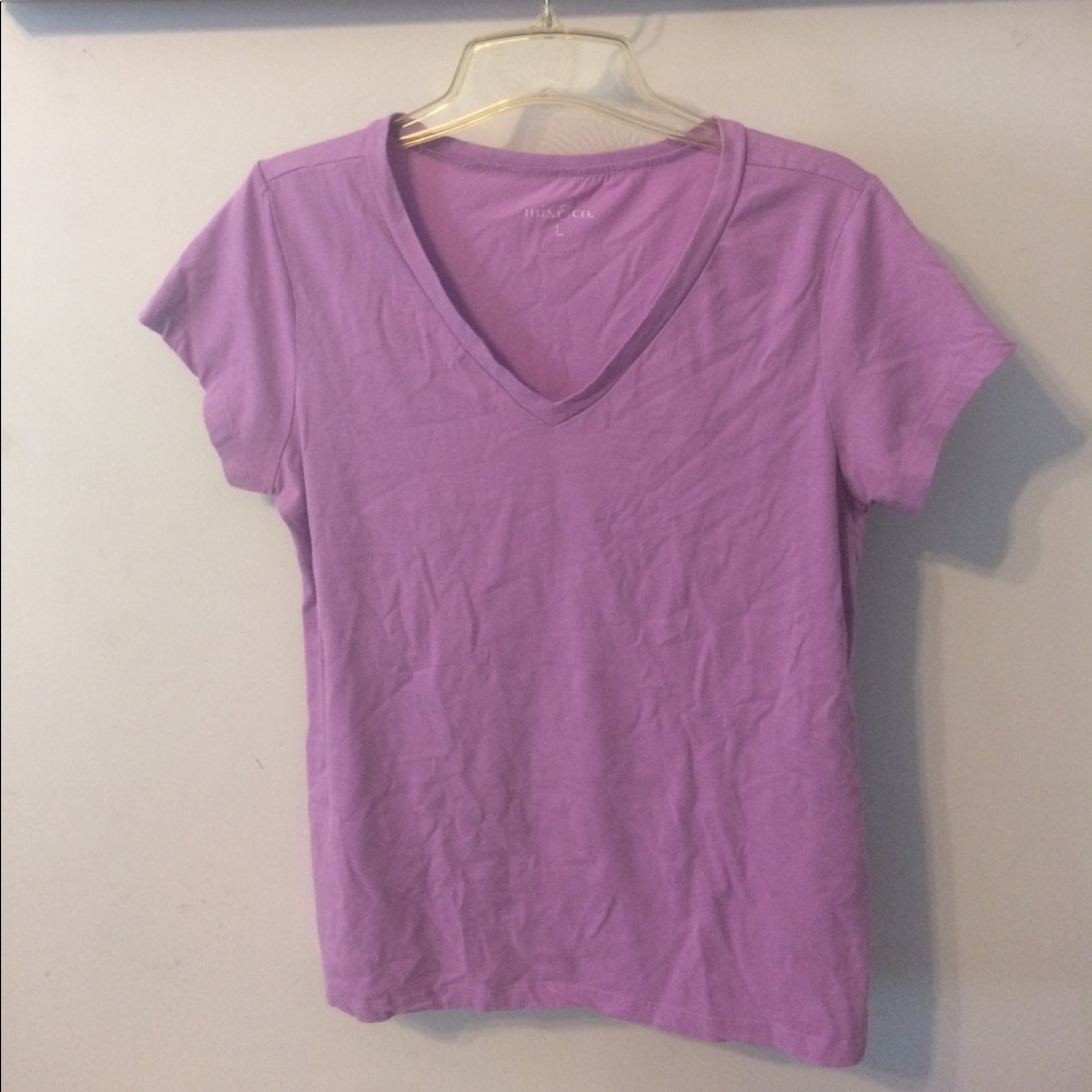 Lavender v neck t shirt