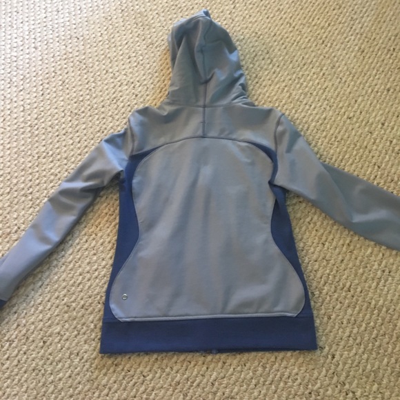 Lululemon jacket! - Picture 3 of 4