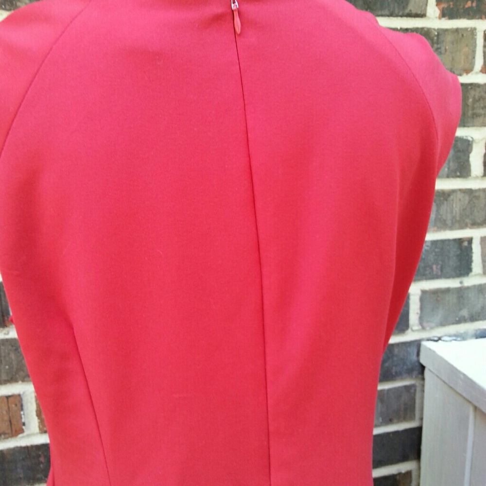 Dress - Picture 3 of 3