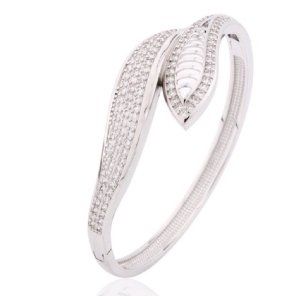 🆕 bangle bracelet. - Picture 2 of 6