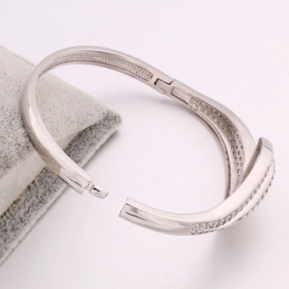 🆕 bangle bracelet. - Picture 5 of 6