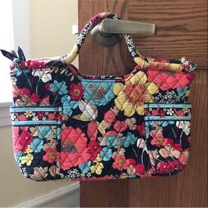 Vera Bradley purse in "Happy Snails"